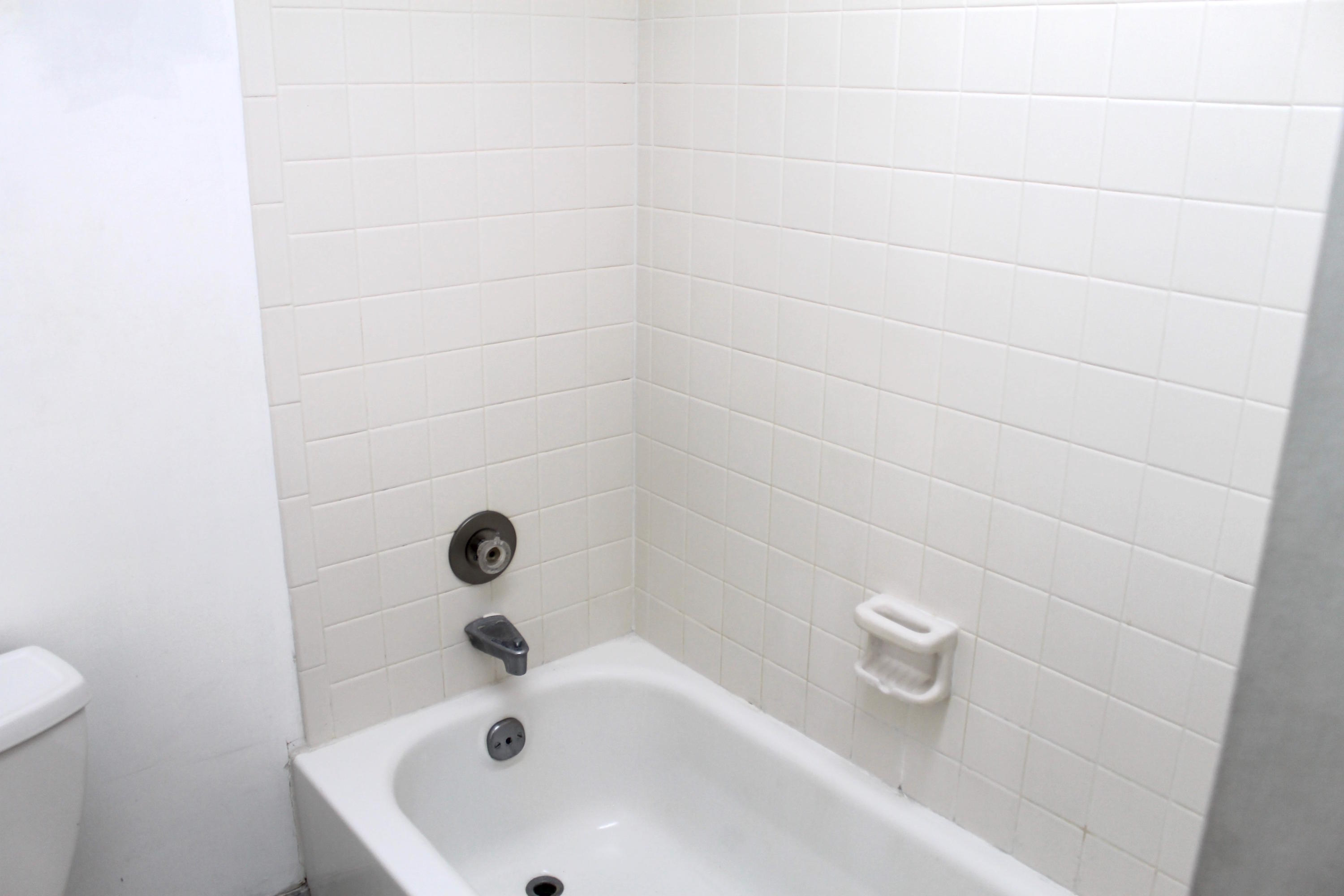 14 Royal Palm Way, Unit 205 Boca Raton, FL 33432 - Photo 21 of 40 IMG_1908