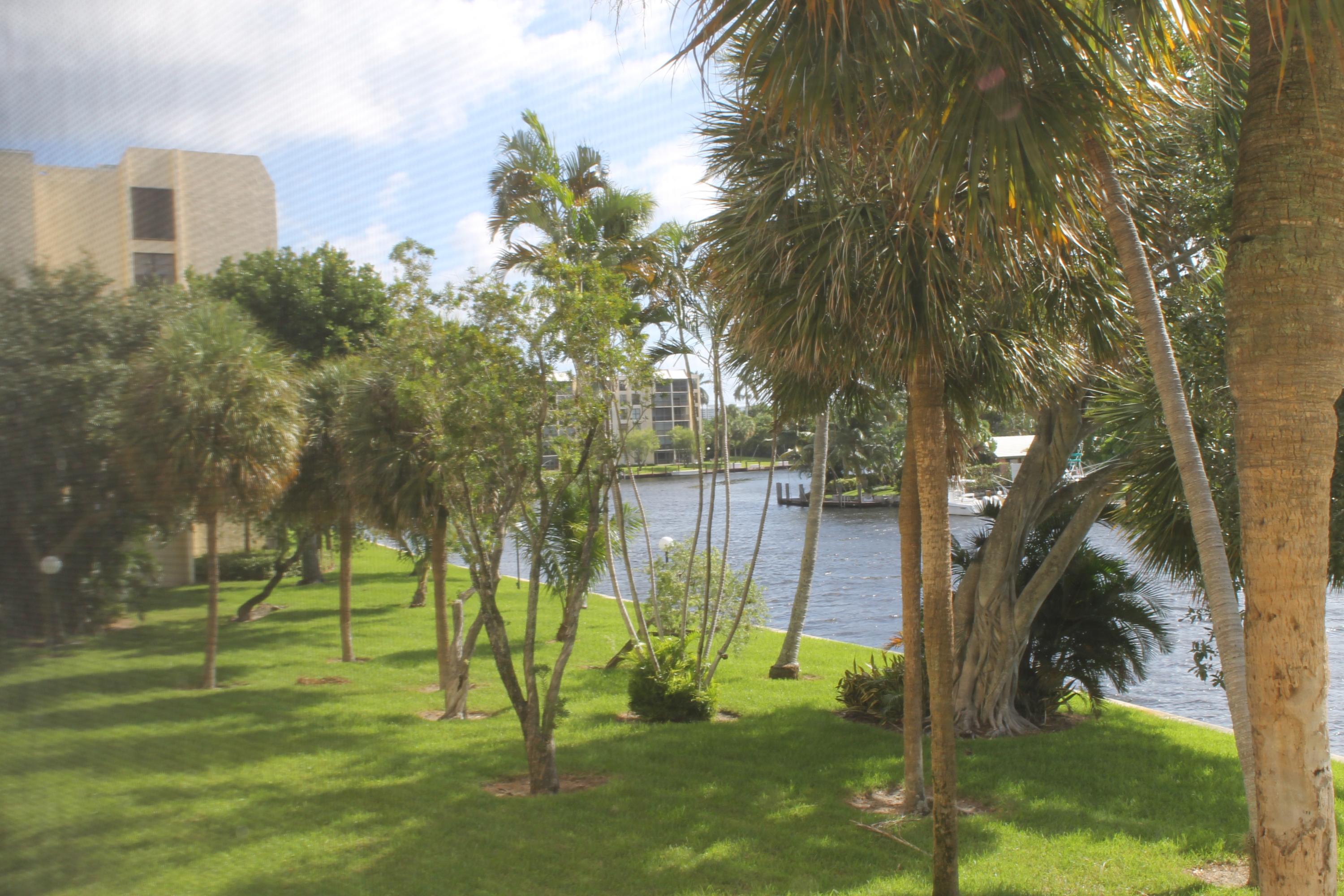 14 Royal Palm Way, Unit 205 Boca Raton, FL 33432 - Photo 3 of 40 IMG_1901