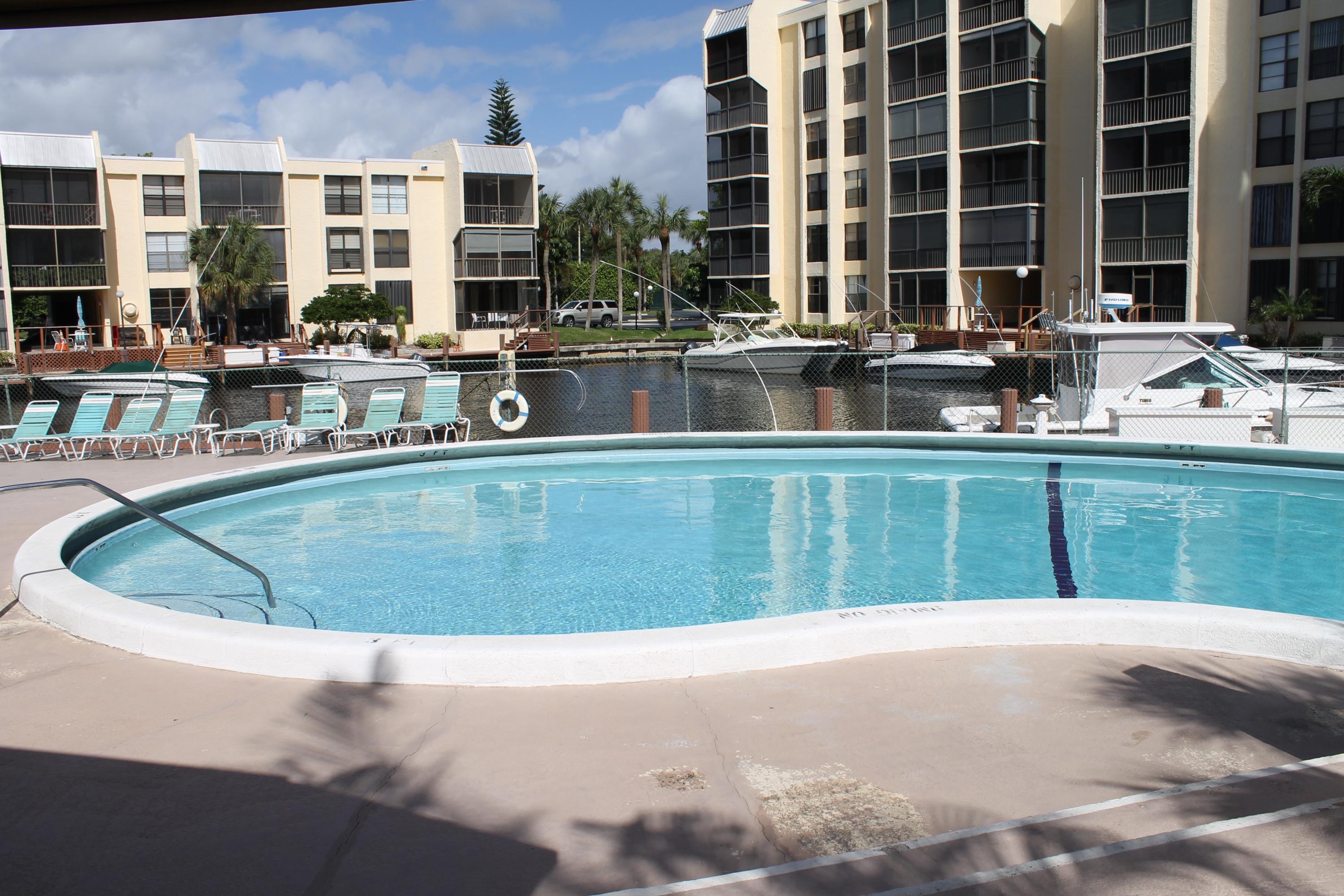 14 Royal Palm Way, Unit 205 Boca Raton, FL 33432 - Photo 35 of 40 IMG_1971
