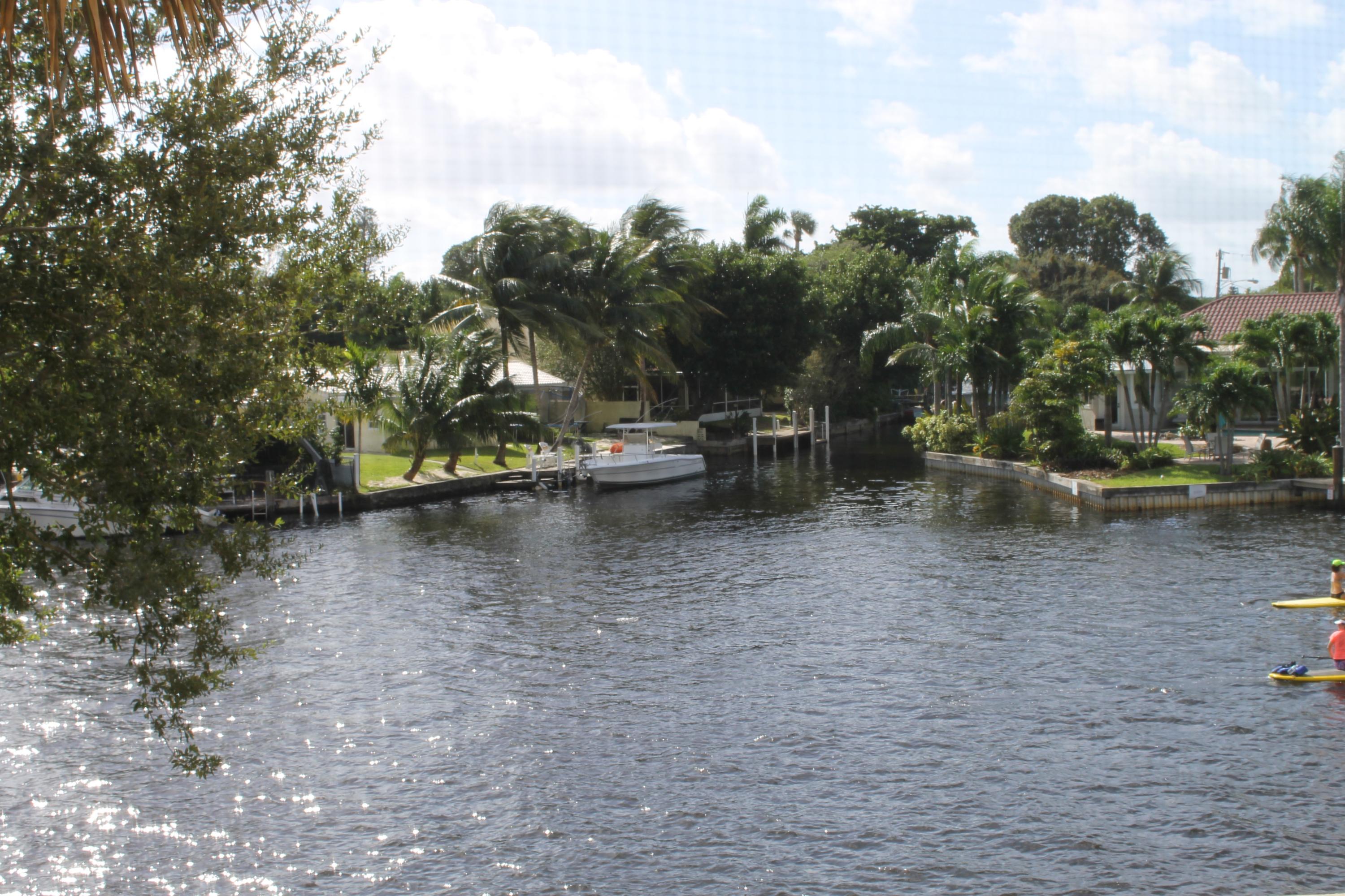 14 Royal Palm Way, Unit 205 Boca Raton, FL 33432 - Photo 4 of 40 IMG_1897