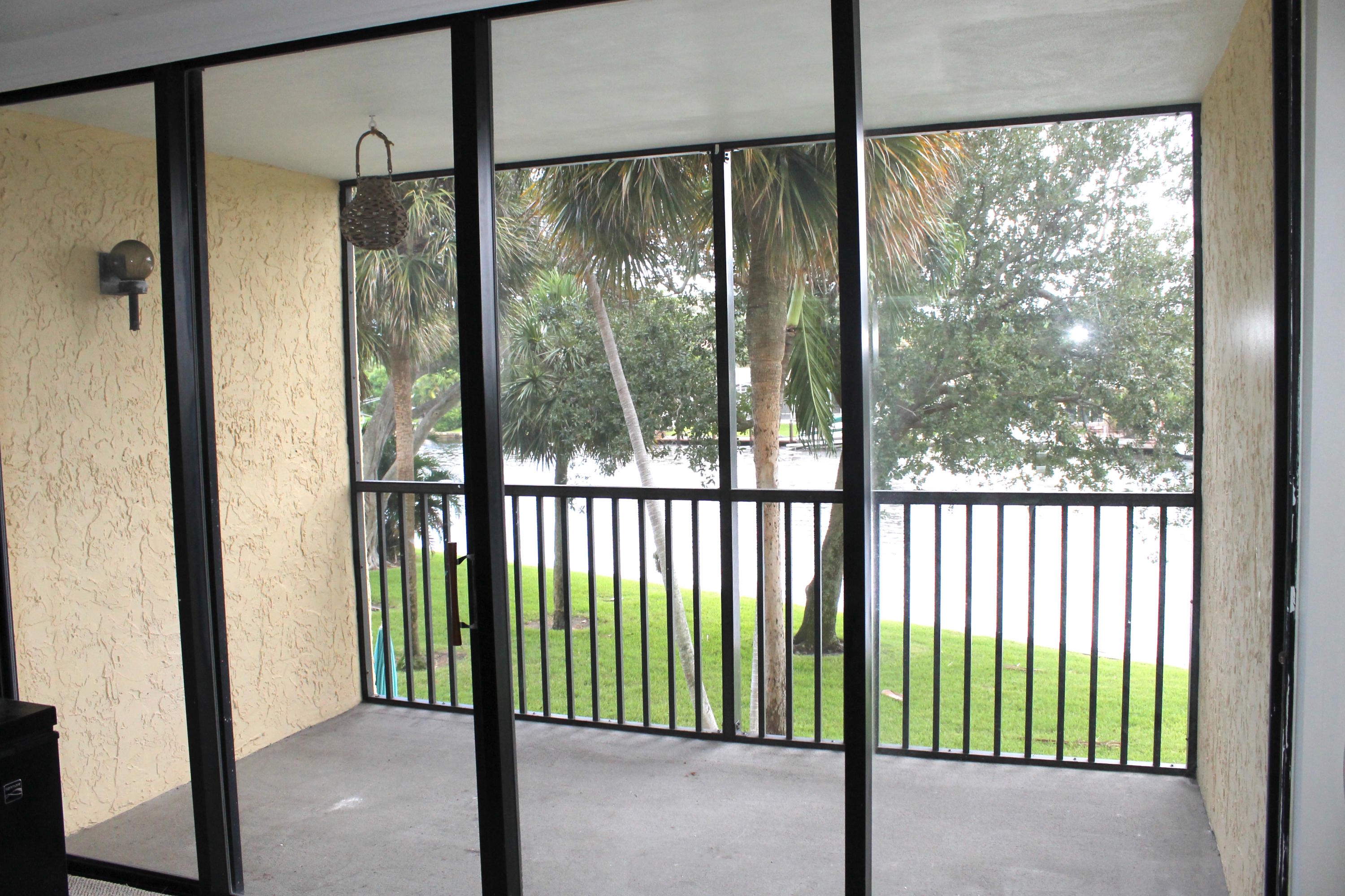 14 Royal Palm Way, Unit 205 Boca Raton, FL 33432 - Photo 6 of 40 IMG_2025