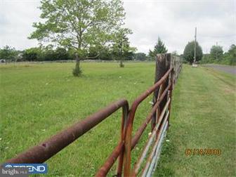 319 Swartley Road Hatfield, PA 19440 - Photo 3 of 4 Gallery Image 3