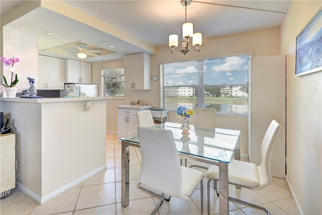 522 Fanshaw M, Unit 522 Boca Raton, FL 33434 - Photo 1 of 17 Photo 1