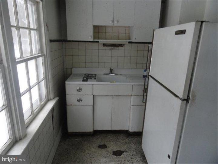 3900 Sterner Mill Road Quakertown, PA 18951 - Photo 7 of 11 Kitchen