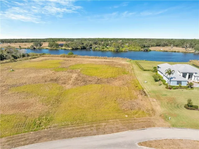a view of an ocean with city view