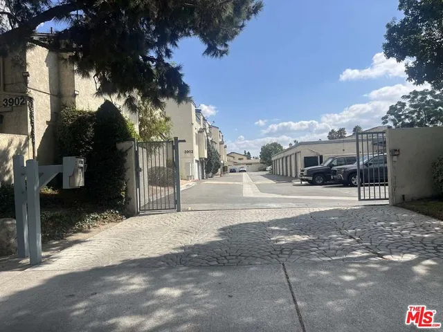 $398,000 | 3902 Bresee Avenue, Unit 14, Baldwin Park, CA 91706