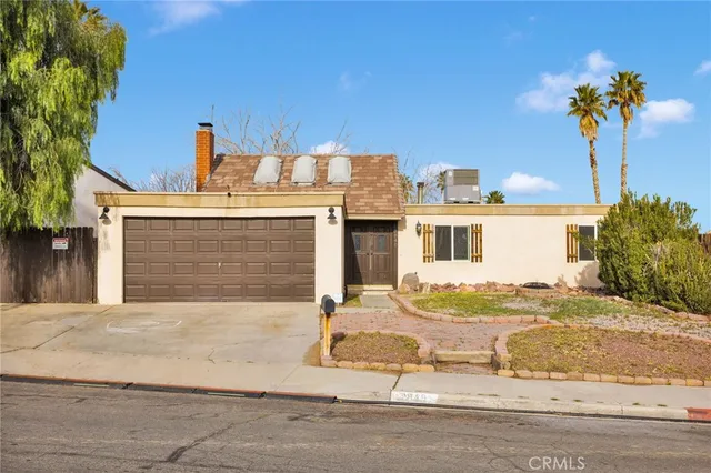 $325,000 | 2040 Princeton Drive, Barstow, CA 92311