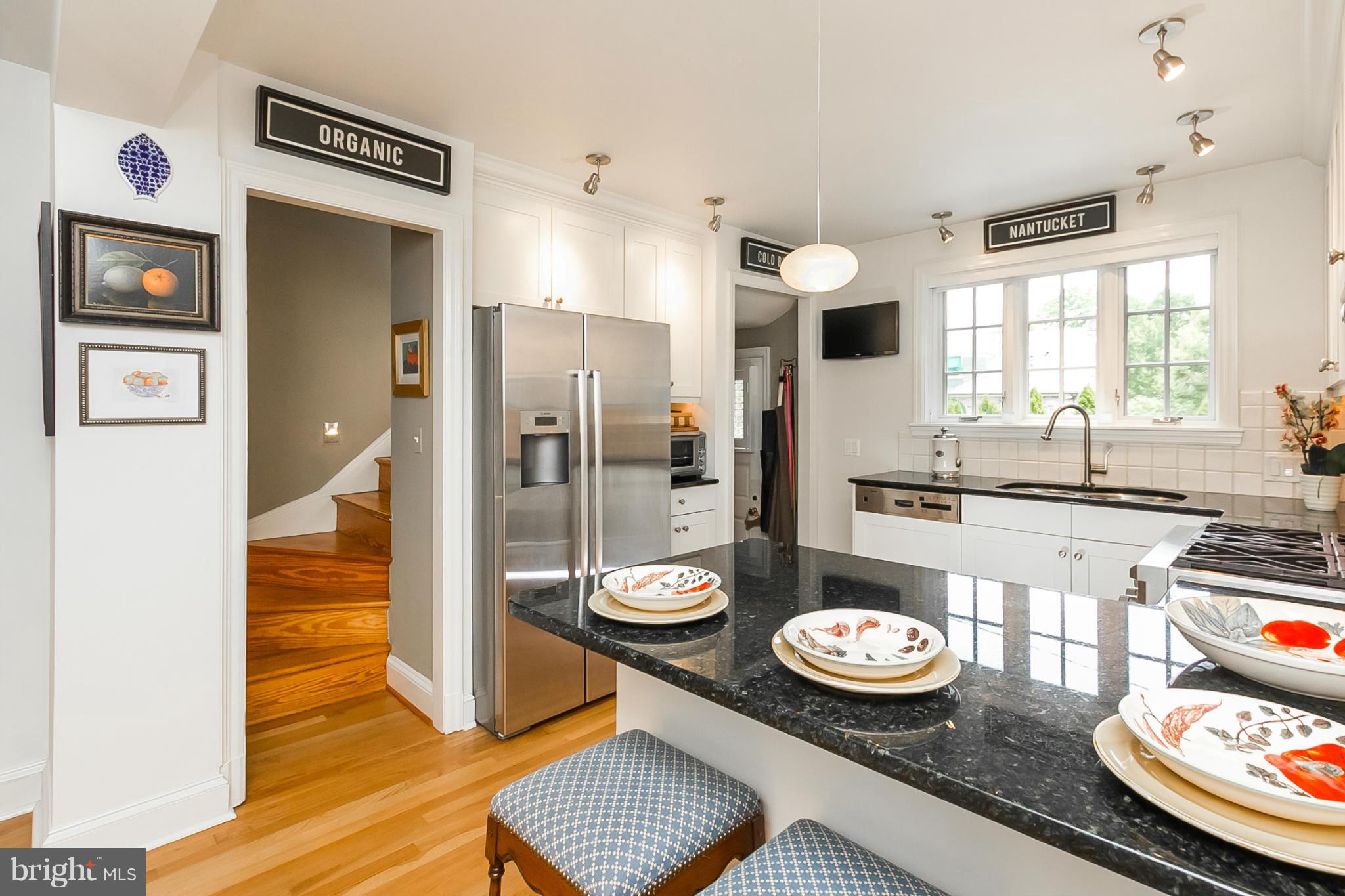 116 Upnor Road Baltimore, MD 21212 - Photo 7 of 26 Kitchen