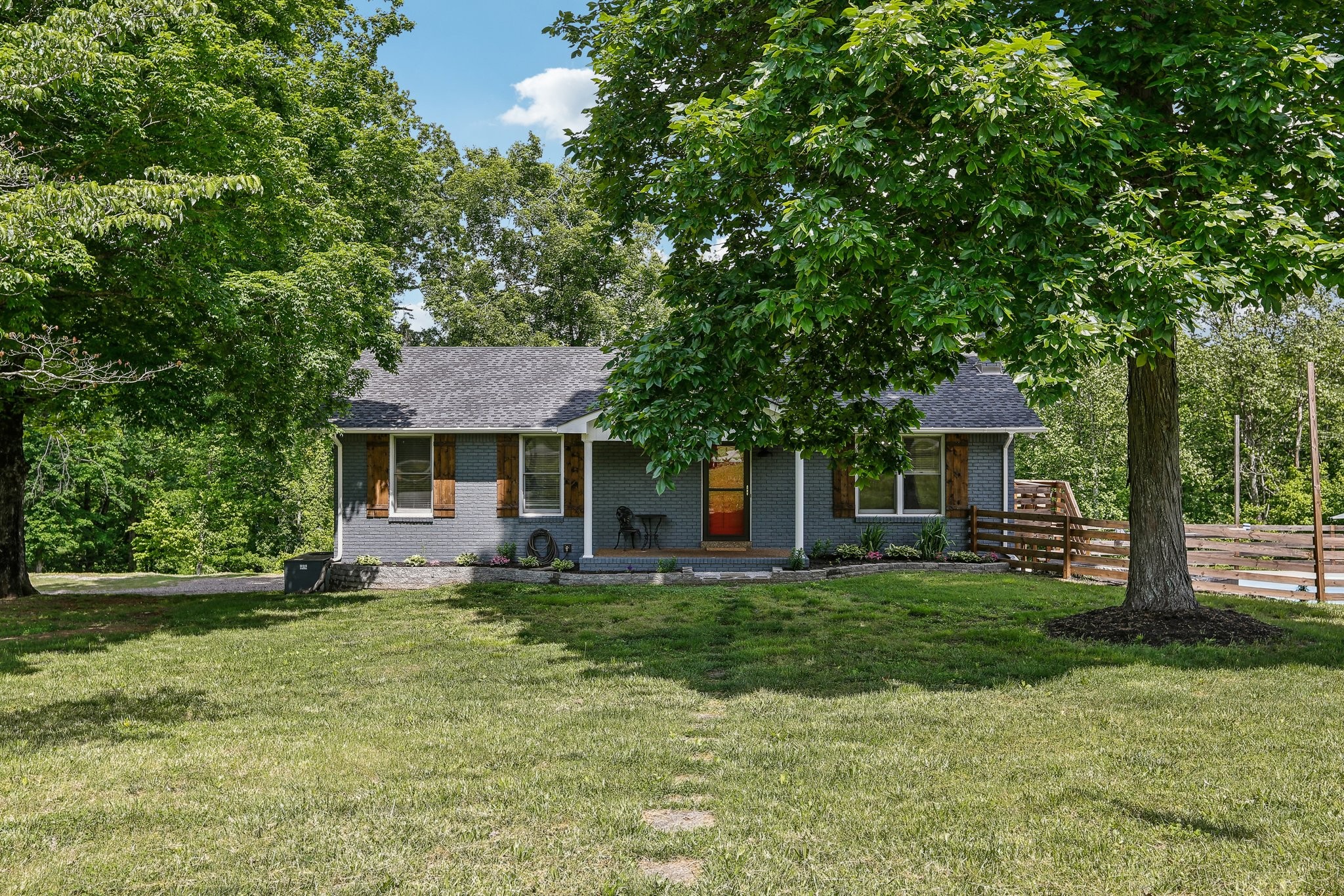 1257 Brummit Road Charlotte, TN 37036 - Photo 1 of 56 Gallery Image 1