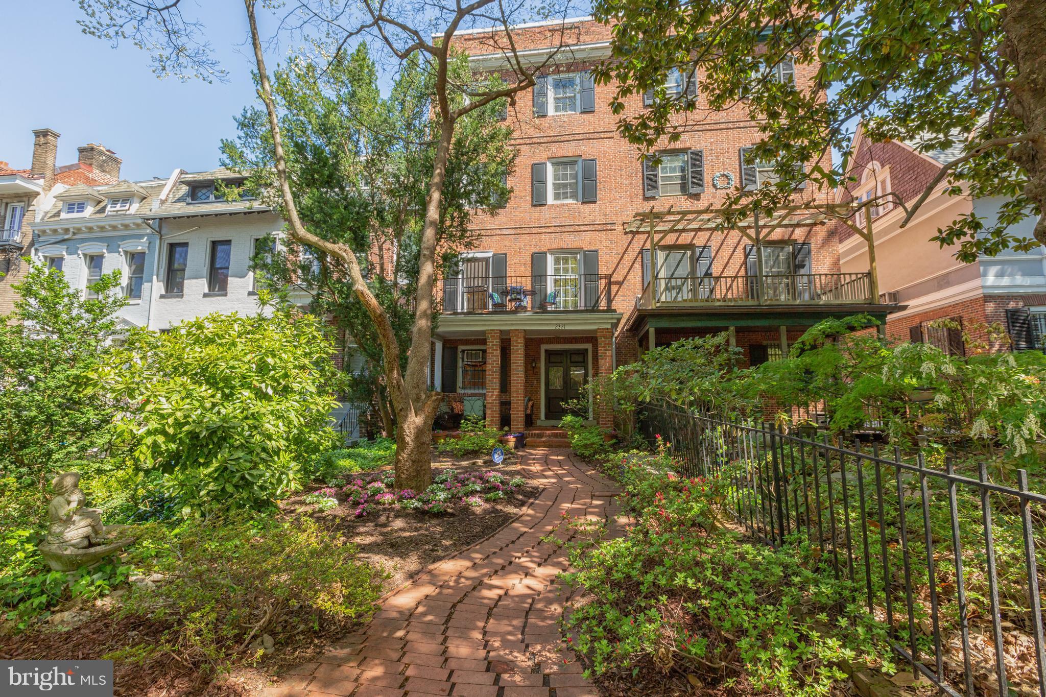 Welcome to 2321 Ashemead Plance NW!