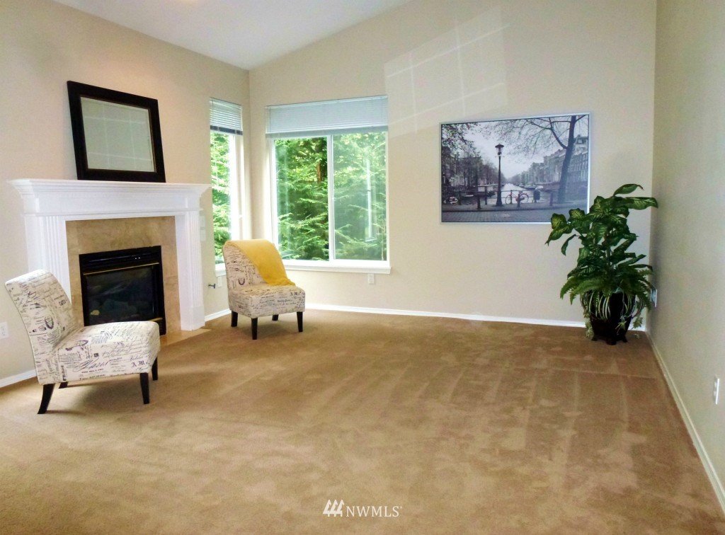 21624 9th Avenue Southeast, Unit D107 Bothell, WA 98021 - Photo 3 of 15 Gallery Image 3