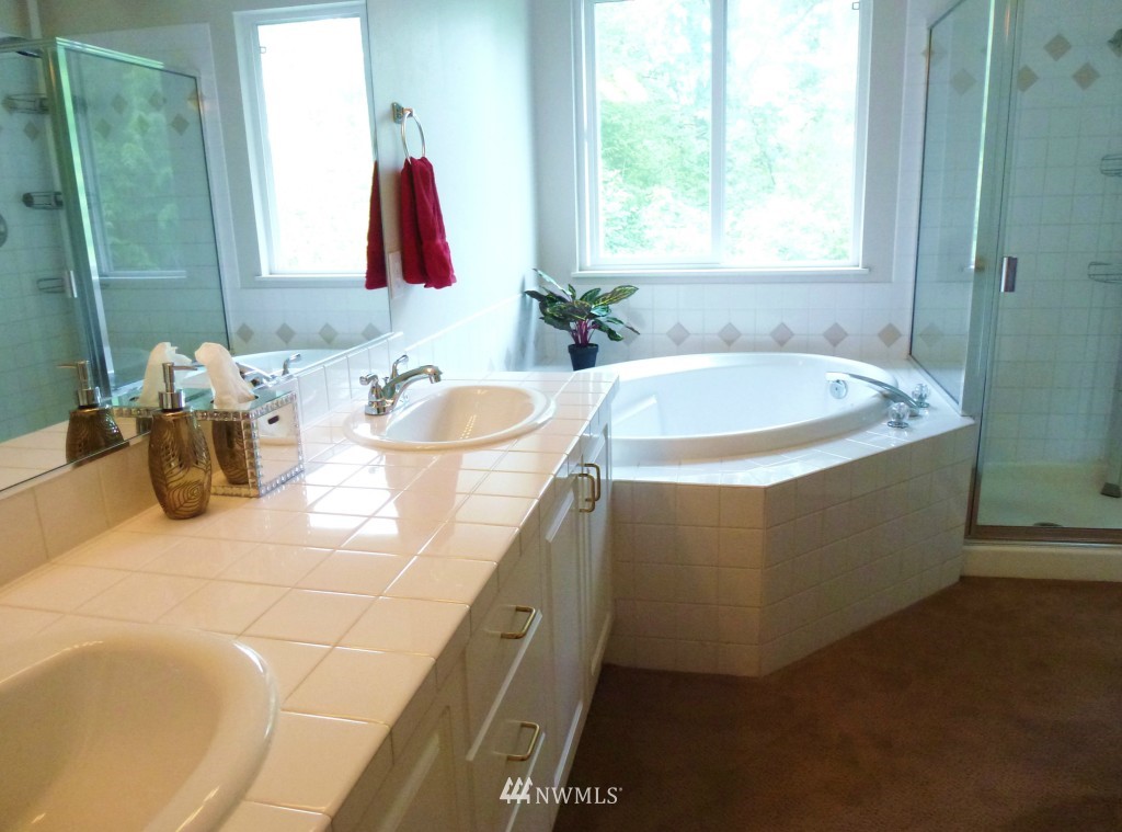 21624 9th Avenue Southeast, Unit D107 Bothell, WA 98021 - Photo 9 of 15 Gallery Image 9