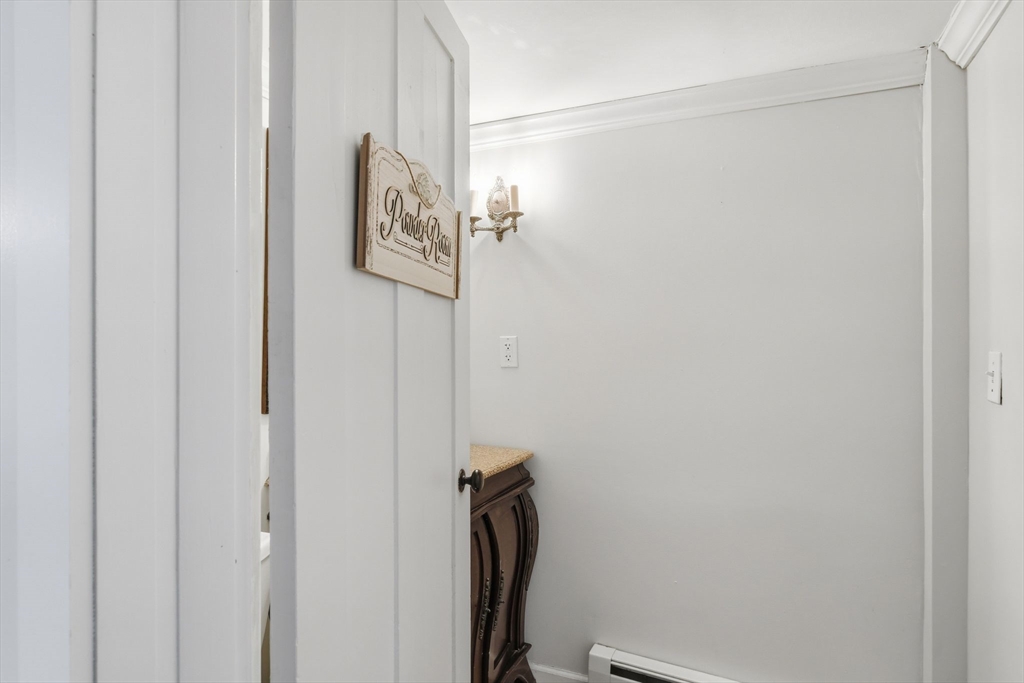 271 North Grand Street Suffield, CT 06093 - Photo 19 of 42 a view of walk in closet