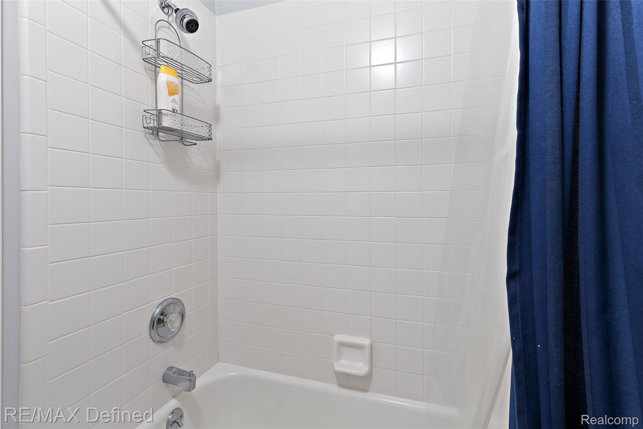 60957 Pennington Way Rochester, MI 48306 - Photo 45 of 54 60957 Pennington Way-55.jpg