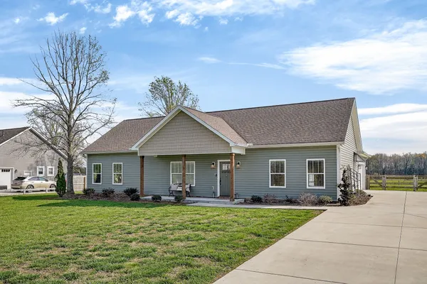 $379,900 | 132 10 Penny Road, Morrison, TN 37357