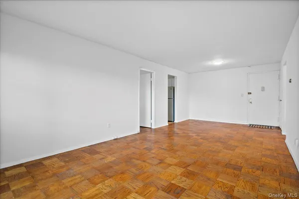 $215,000 | 2241 Palmer Avenue, Unit 2P, New Rochelle, NY 10801