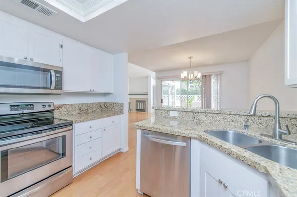 $3,480 | 108 Stanford Court, Irvine, CA 92612