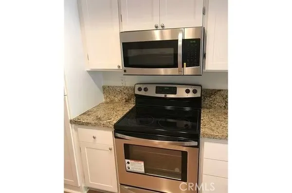 $3,480 | 108 Stanford Court, Irvine, CA 92612