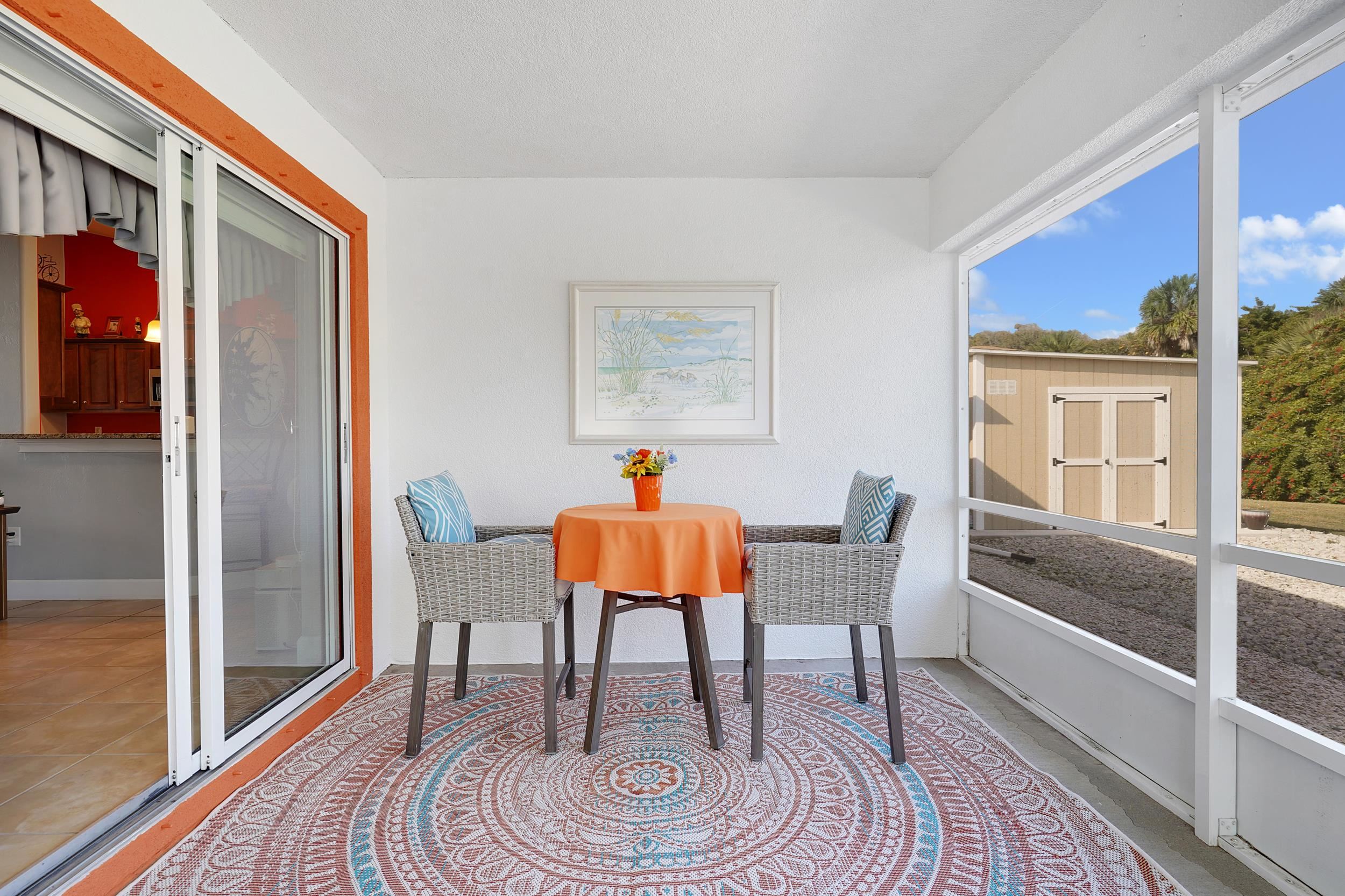 121 Harrison Road Daytona Beach, FL 32118 - Photo 31 of 48 a living room with furniture and a window
