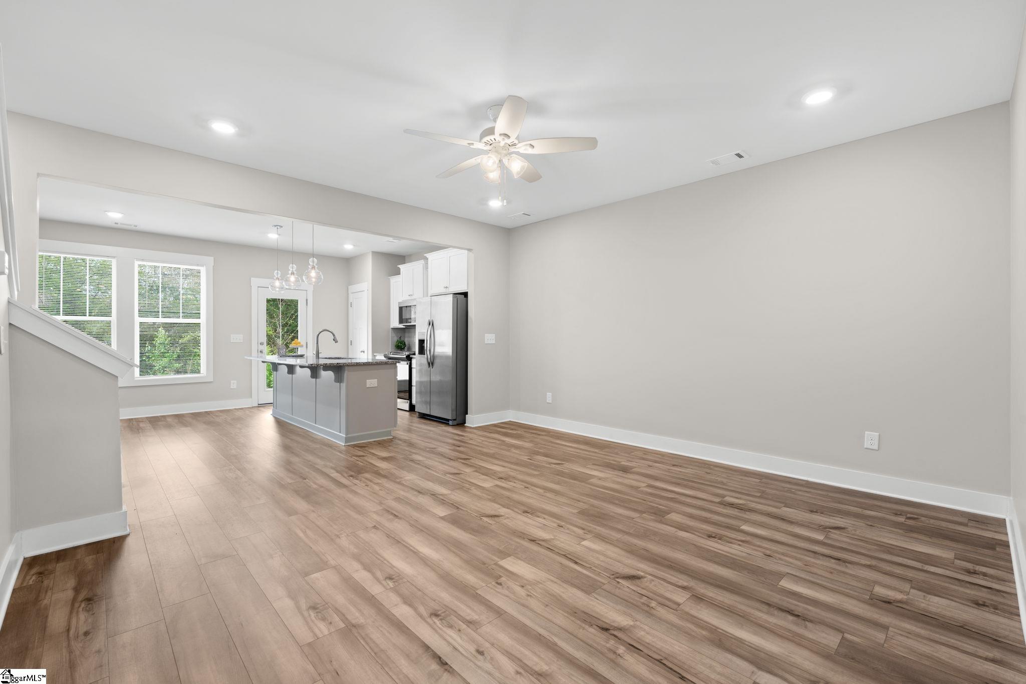 26 Starlake Road Simpsonville, SC 29681 - Photo 8 of 37
