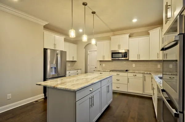 $3,070 | 1332 Juniper Pass, Clarksville, TN 37043