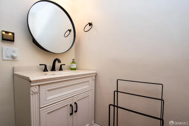 $3,995 | 40 Encina Avenue, Monterey, CA 93940