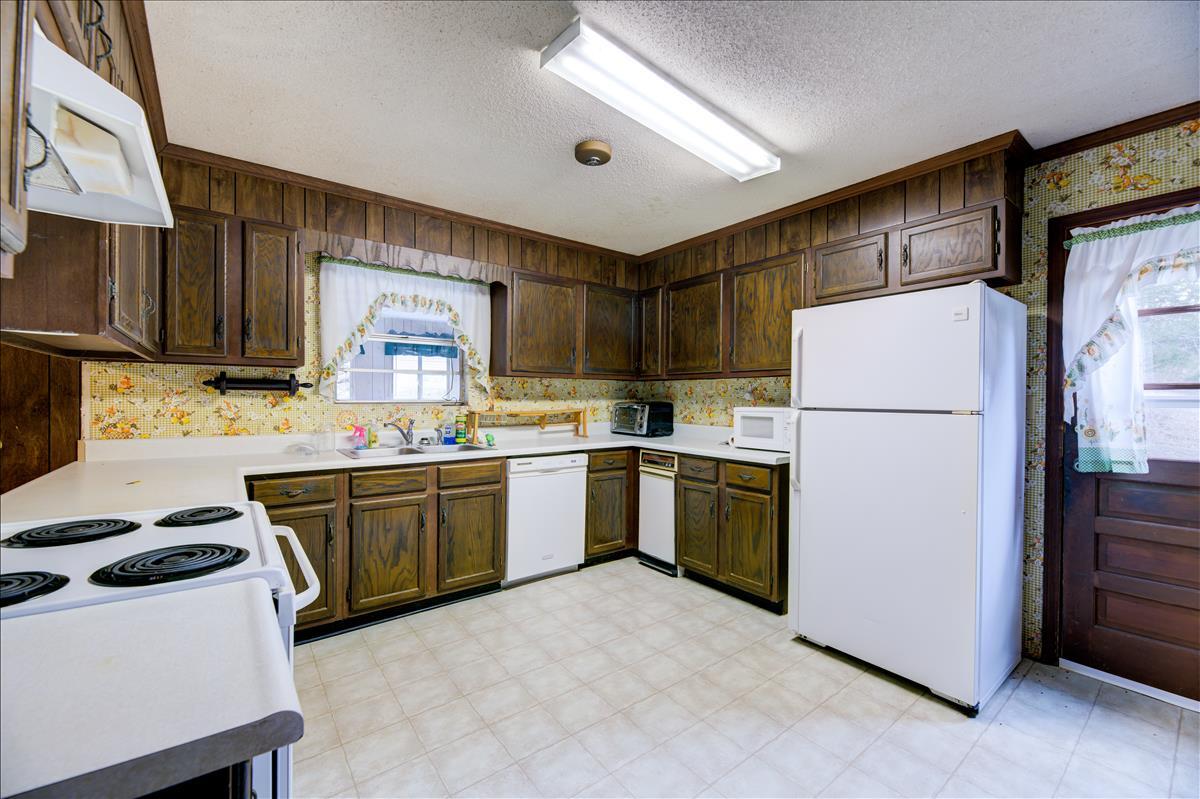 419 Lower River Road Decatur, TN 37322 - Photo 7 of 20 419-Lower-River-Rd-Decatur-TN-7