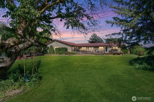 $685,000 | 4814 Road M Street Northeast, Moses Lake, WA 98837