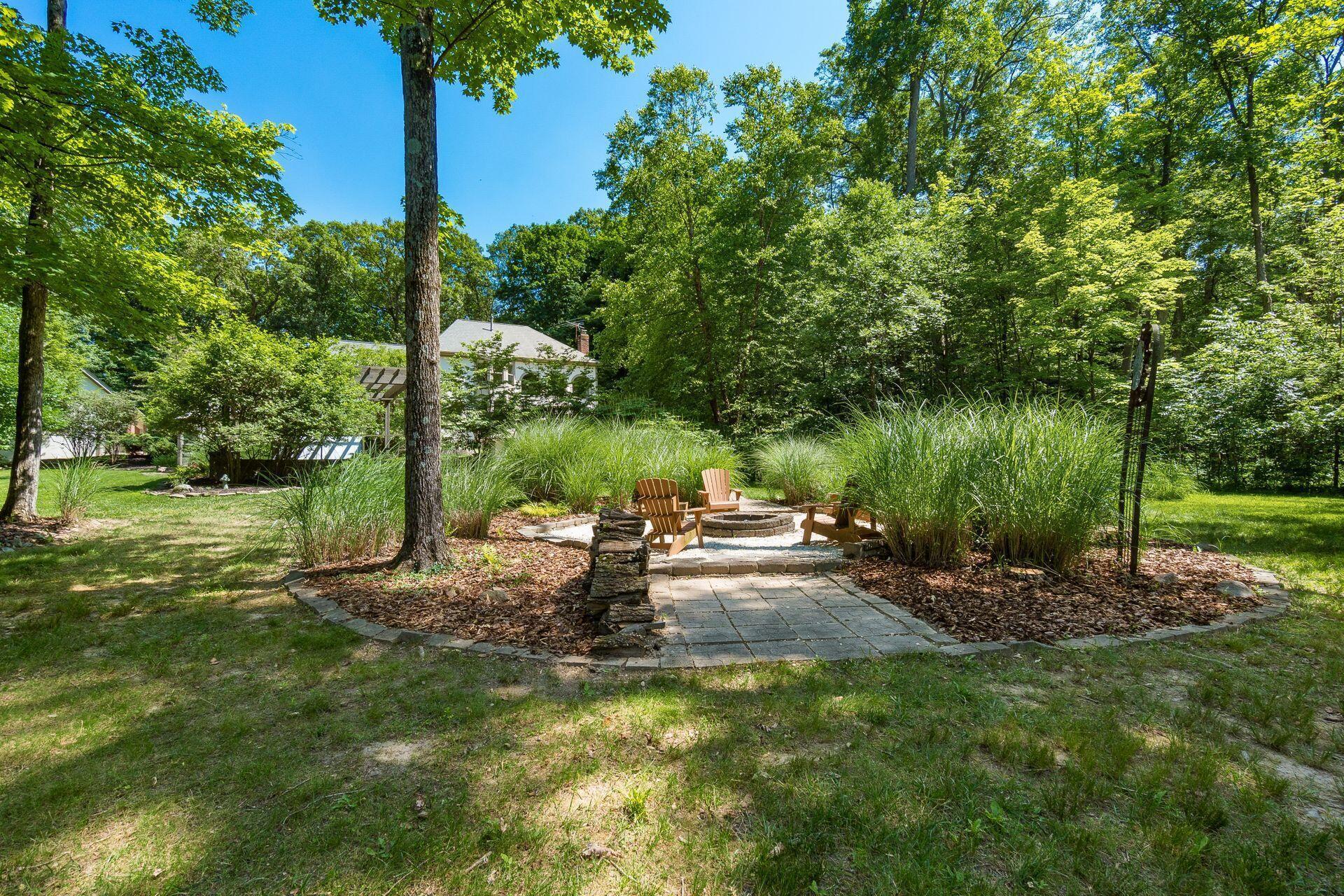 7380 Red Bank Road Westerville, OH 43082 - Photo 23 of 84 Fire pit