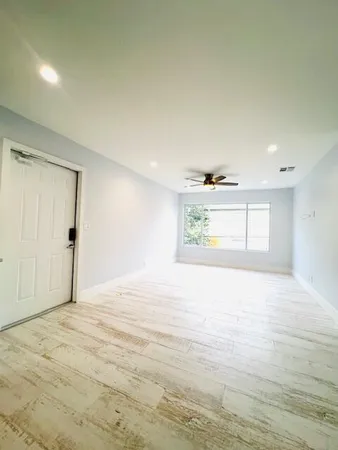 $2,500 | 206 Southeast 1st Avenue, Unit 8, Delray Beach, FL 33444