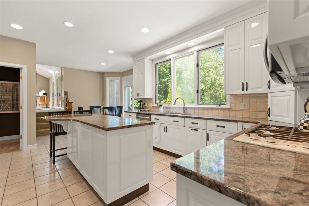 2 Sandpiper Hill Sharon, MA 02067 - Photo 15 of 41