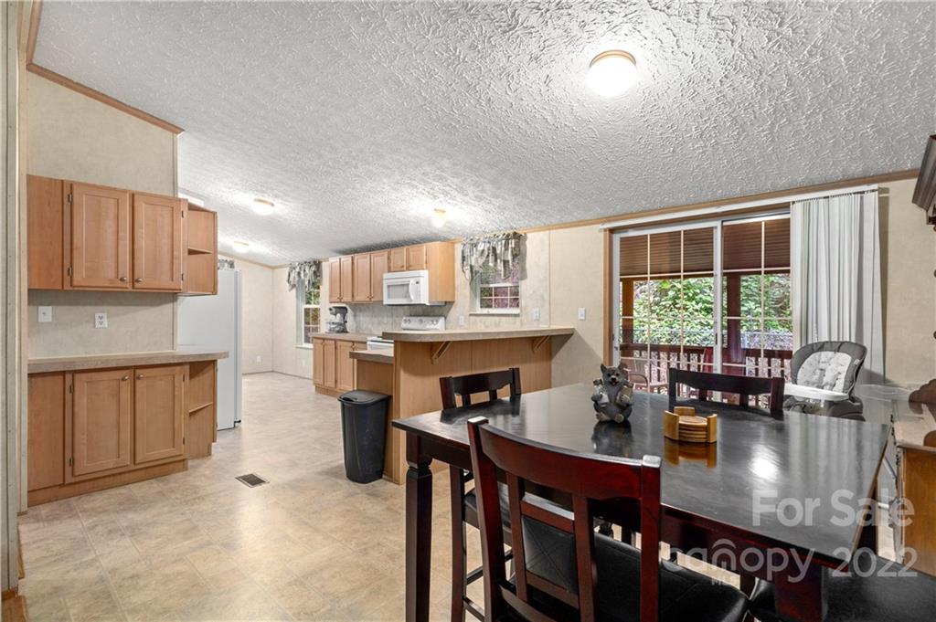 286 Woodfin Road Sylva, NC 28779 - Photo 20 of 31 Gallery Image 20