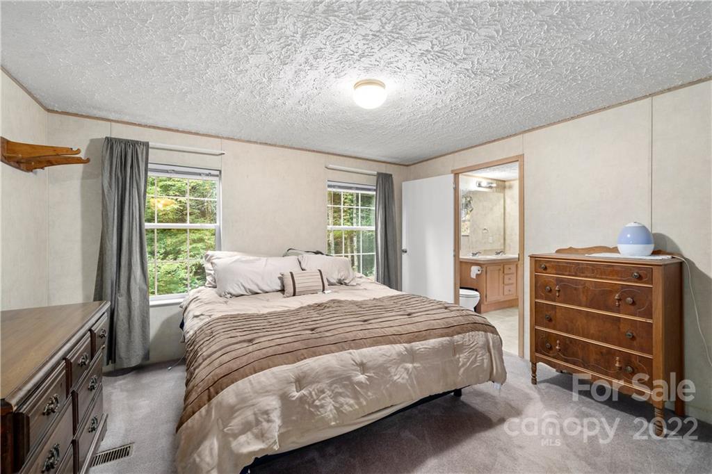 286 Woodfin Road Sylva, NC 28779 - Photo 26 of 31 Gallery Image 26