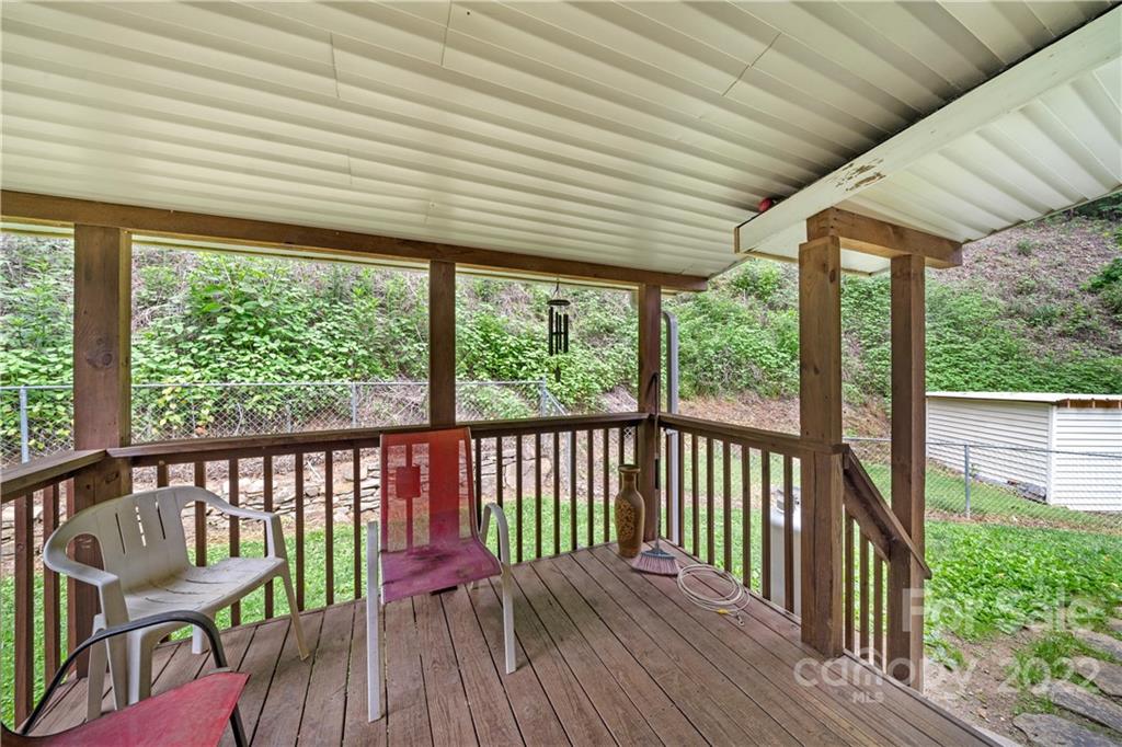 286 Woodfin Road Sylva, NC 28779 - Photo 6 of 31 Gallery Image 6