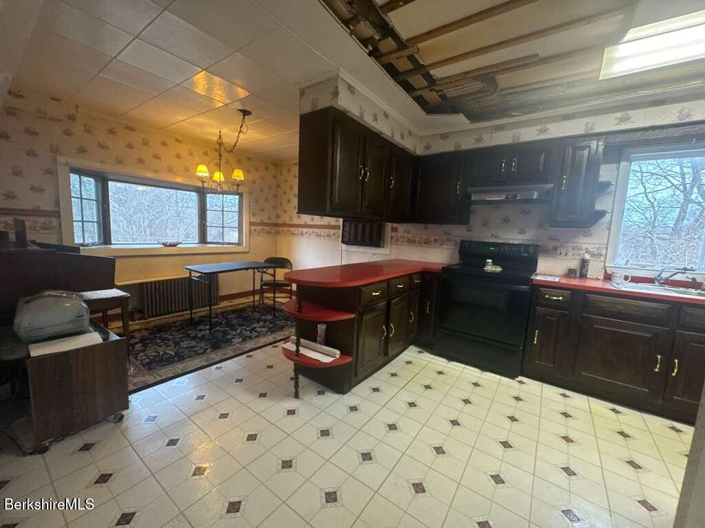 64 King Street Pittsfield, MA 01201 - Photo 13 of 26 Eat-in Kitchen