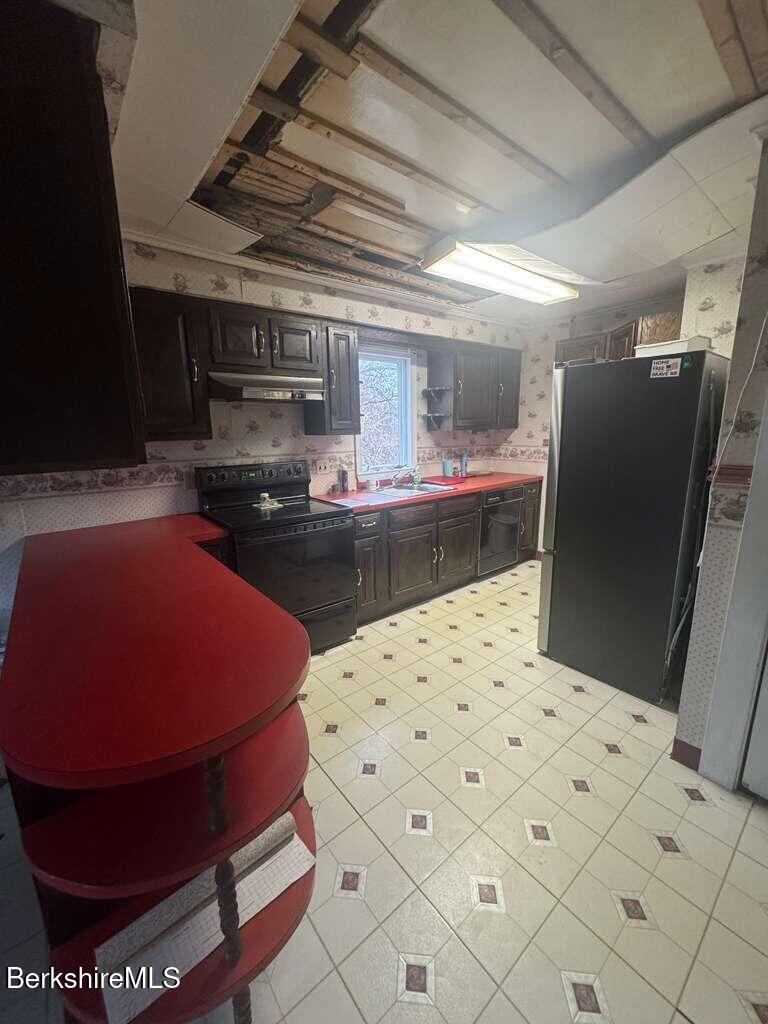 64 King Street Pittsfield, MA 01201 - Photo 15 of 26 Kitchen