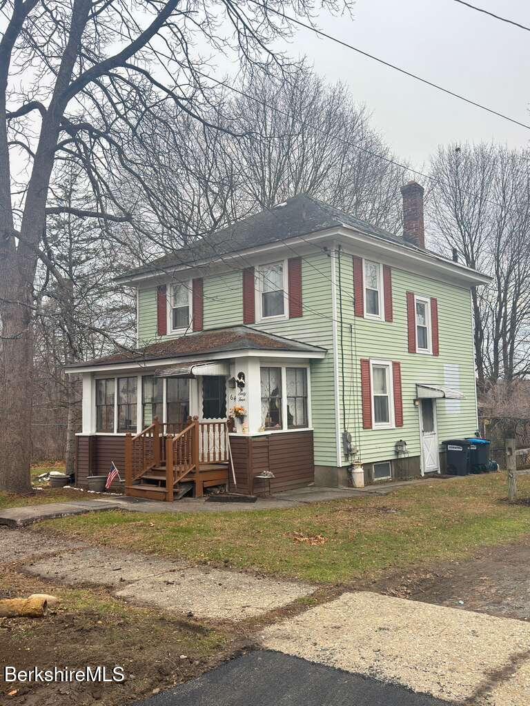 64 King Street Pittsfield, MA 01201 - Photo 2 of 26 Side