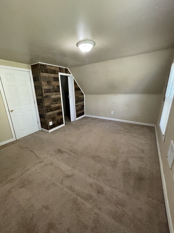 52 Acushnet Avenue Springfield, MA 01105 - Photo 26 of 28