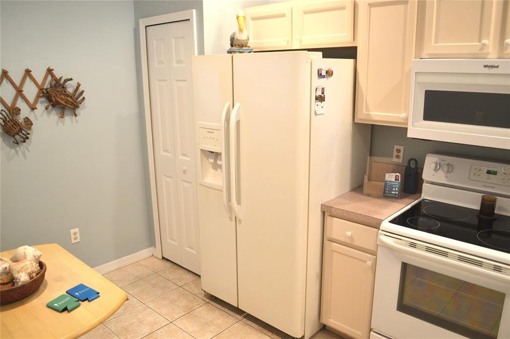 11135 Kapok Grand Circle Madeira Beach, FL 33708 - Photo 10 of 68