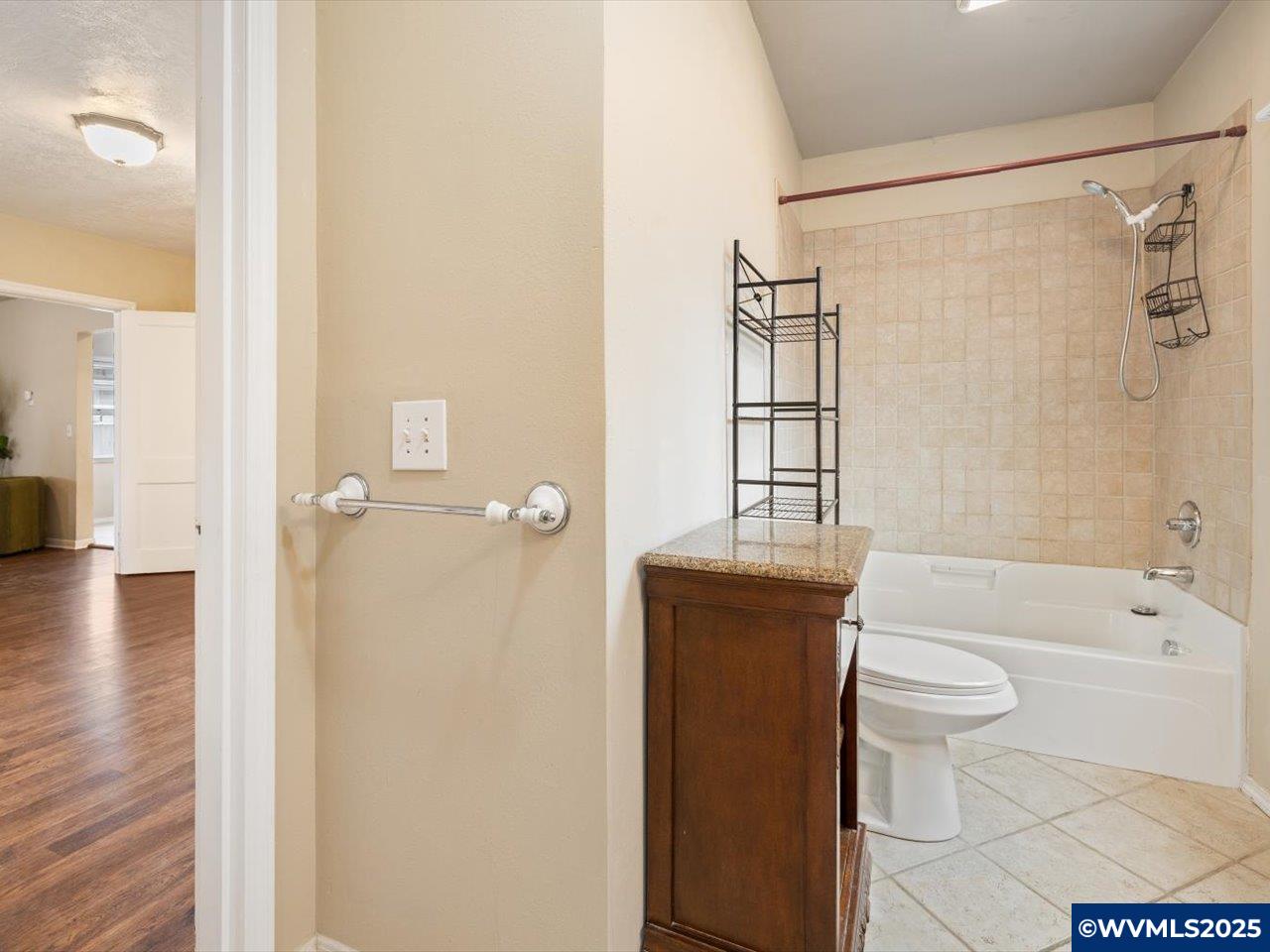 1271 Southwest Hayter Street Dallas, OR 97338 - Photo 14 of 44 Gallery Image 14