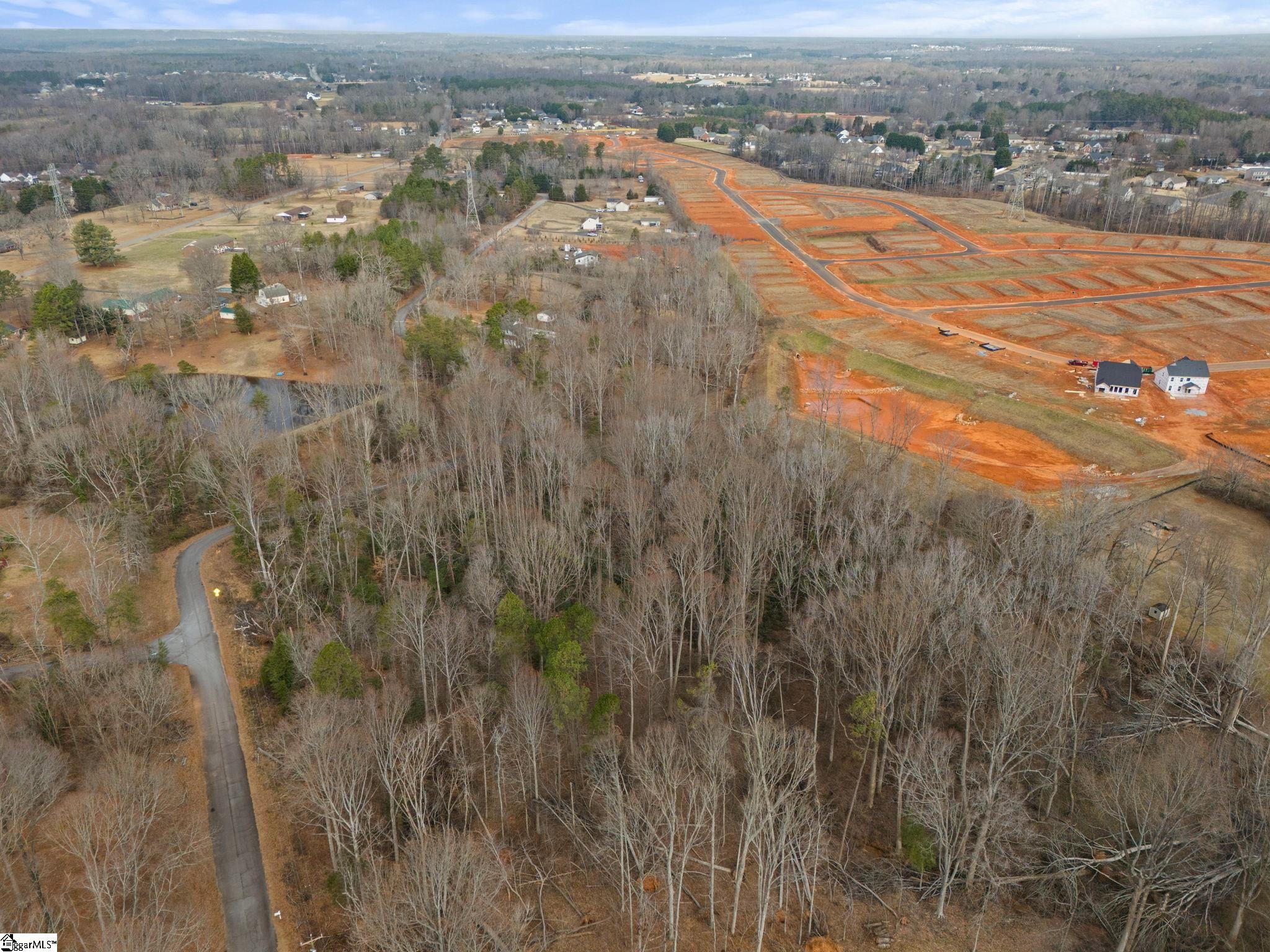255 Bluebird Lane Spartanburg, SC 29303 - Photo 2 of 15