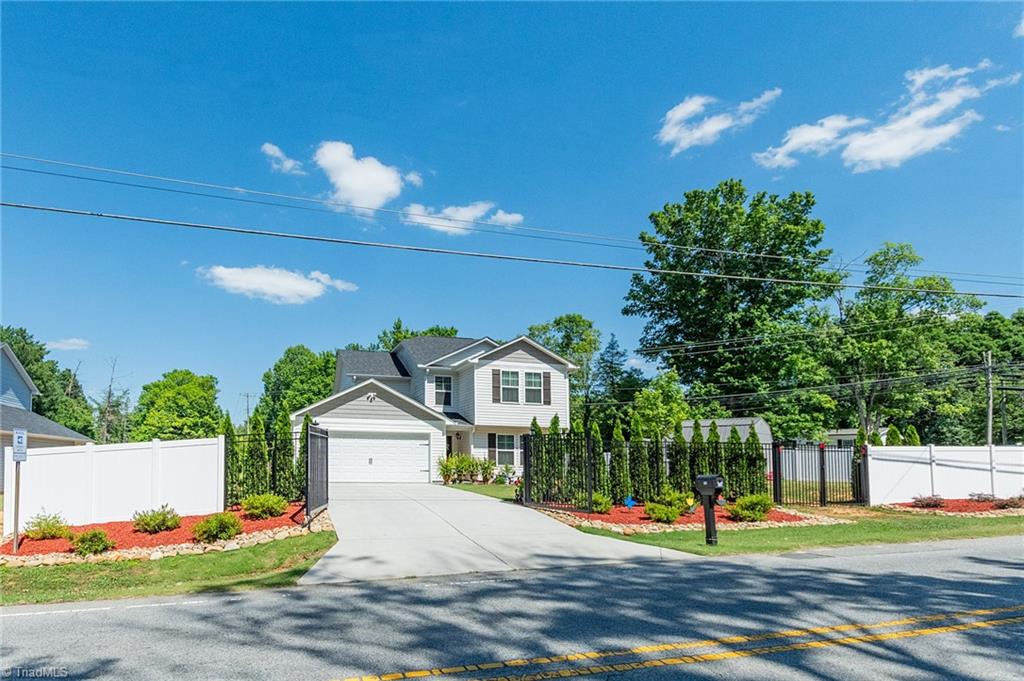 116 Ridge Road Lexington, NC 27295 - Photo 5 of 28