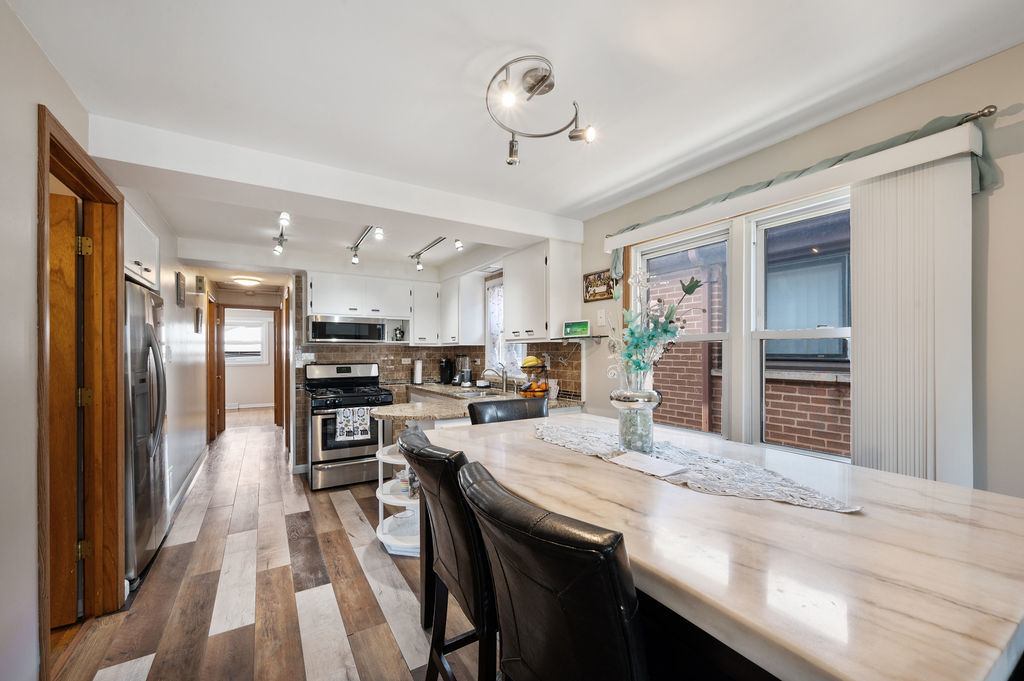 2739 East 127th Street Chicago, IL 60633 - Photo 8 of 20