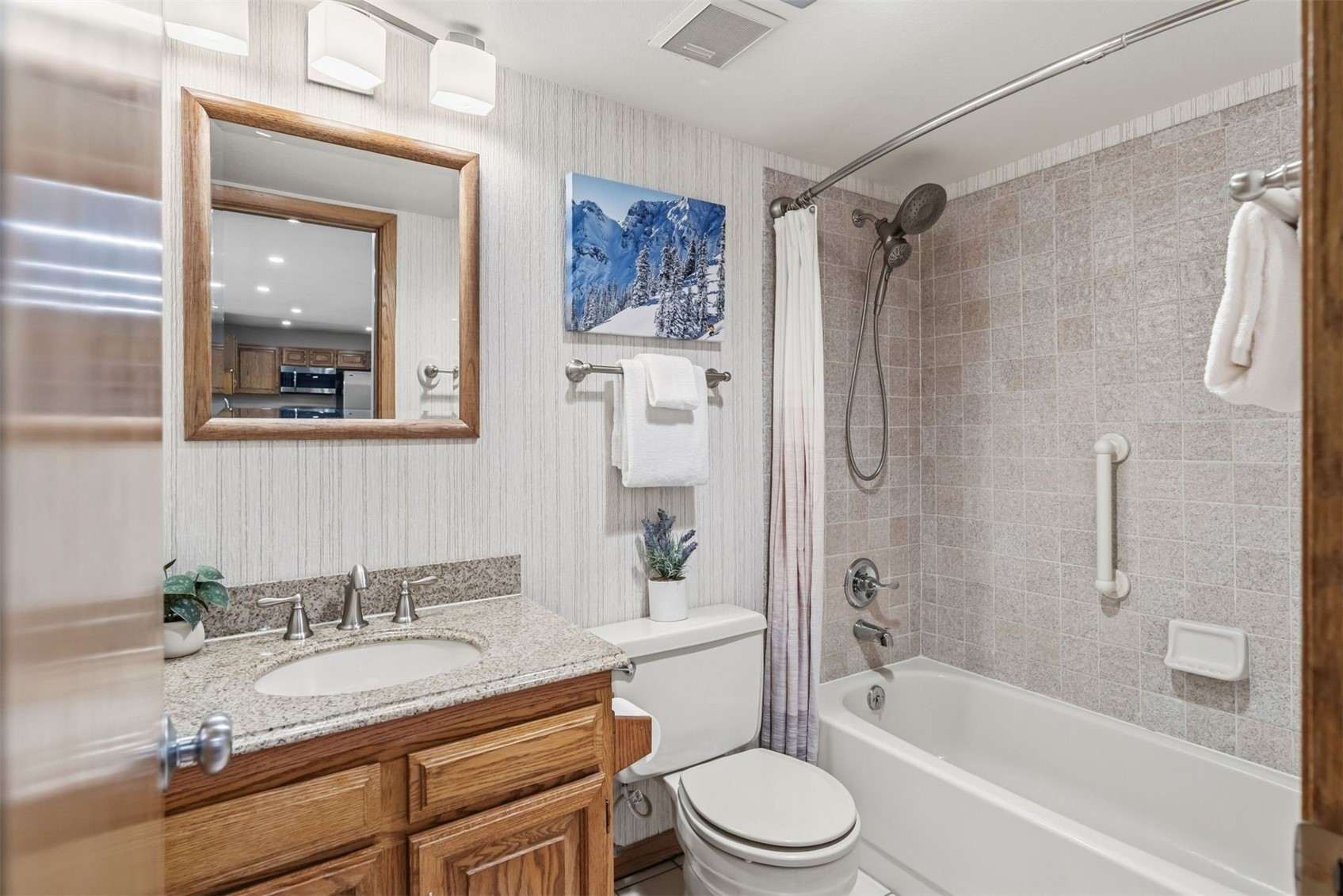 89100 Ryan Gulch Road, Unit 104 Silverthorne, CO 80498 - Photo 11 of 33 2nd Bath