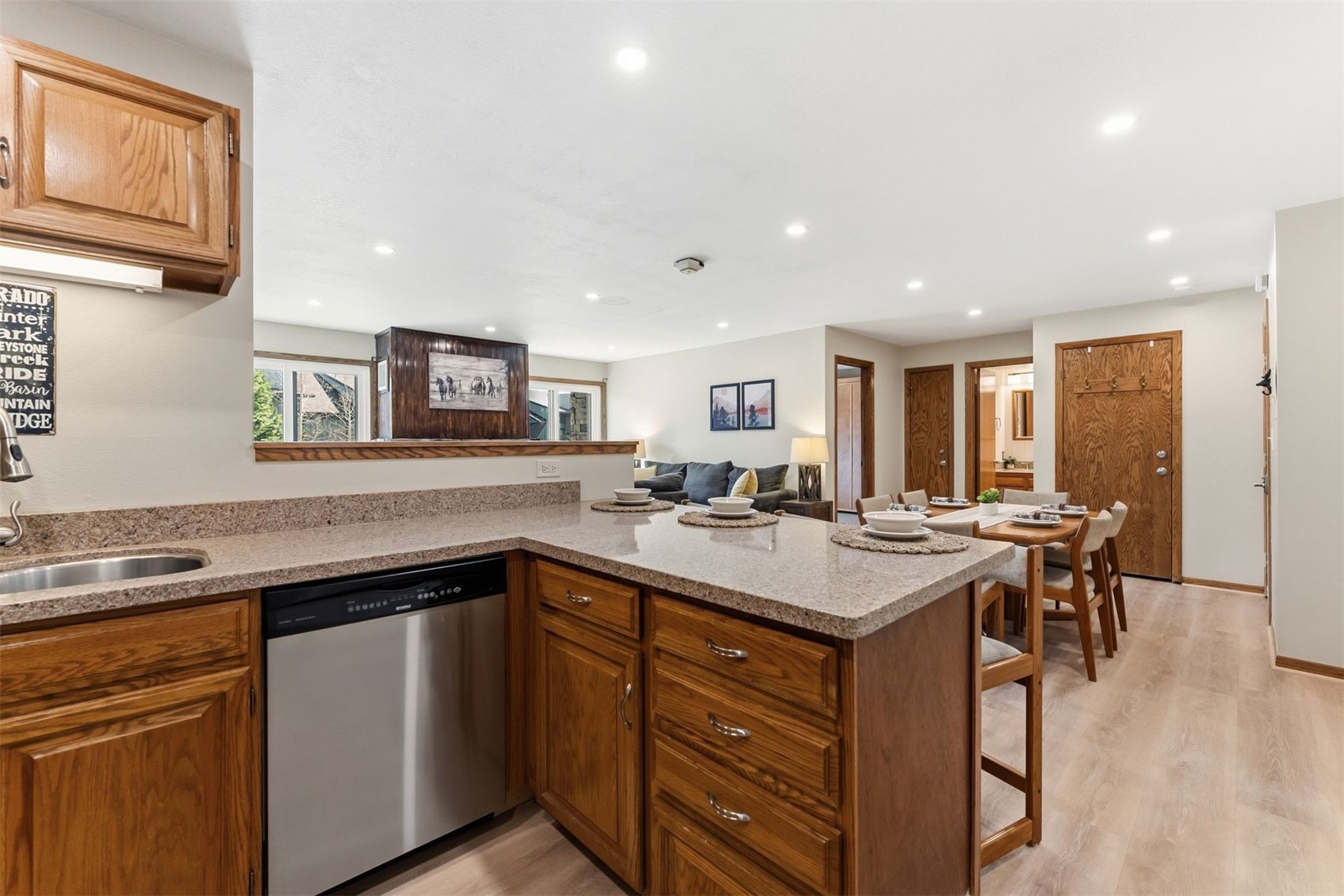 89100 Ryan Gulch Road, Unit 104 Silverthorne, CO 80498 - Photo 21 of 33 Kitchen