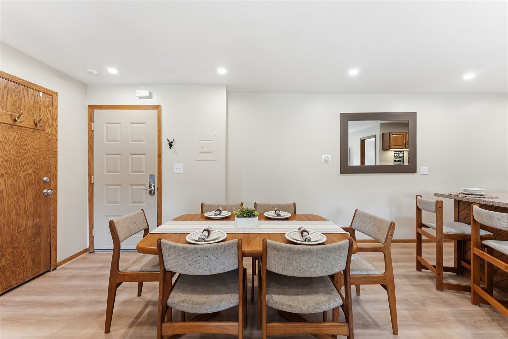 89100 Ryan Gulch Road, Unit 104 Silverthorne, CO 80498 - Photo 9 of 33 Dining Area