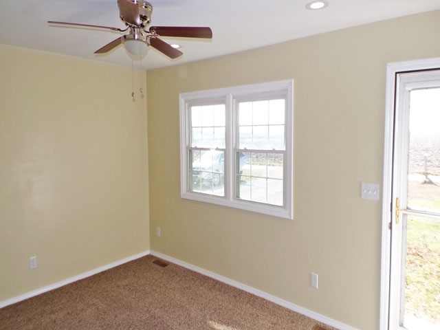 3444 South Field Road Vincennes, IN 47591 - Photo 3 of 25 Gallery Image 3
