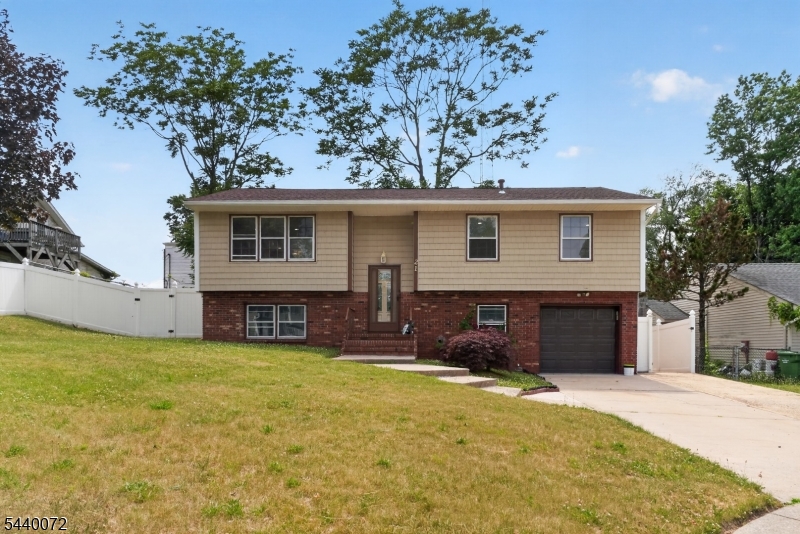 21 Ash Road Edison, NJ 08817 - Photo 1 of 35 Gallery Image 1