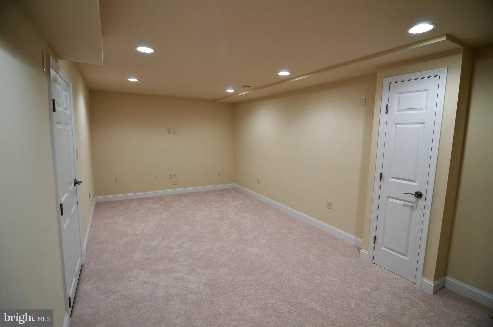 1035 Windrush Lane, Unit 9 Sandy Spring, MD 20860 - Photo 25 of 26 Theatre room wired for sound/speakers