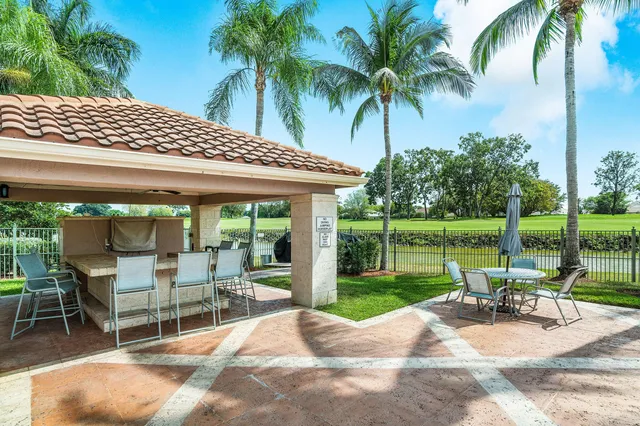 a view of a garden and lake view